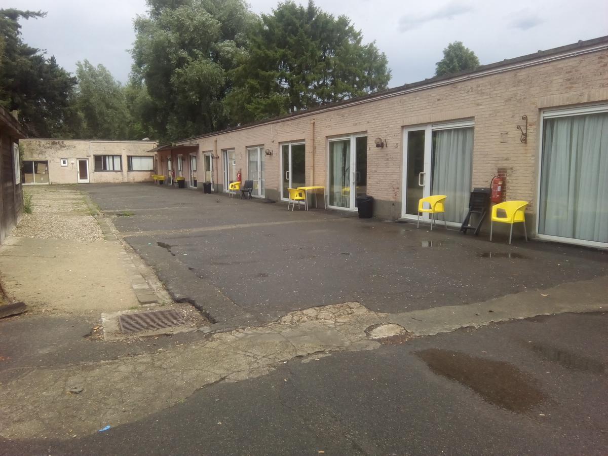 Logies Waasland Hotell Sint-Niklaas Exteriör bild